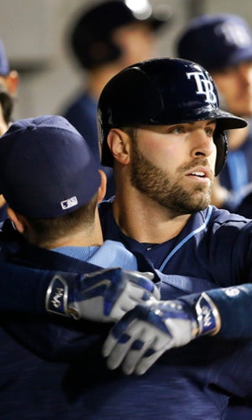 Sale picks up 17th win as White Sox crush Rays 13-6